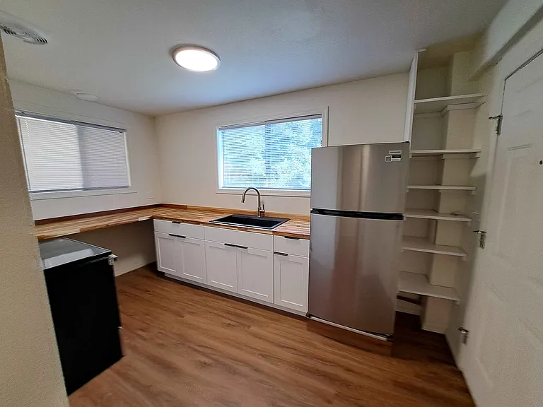 513 W 13th Ave #1/2 — Photo 7