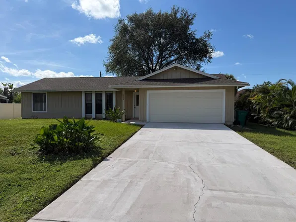 166 SW Ray Avenue, Port St Lucie, FL 34983