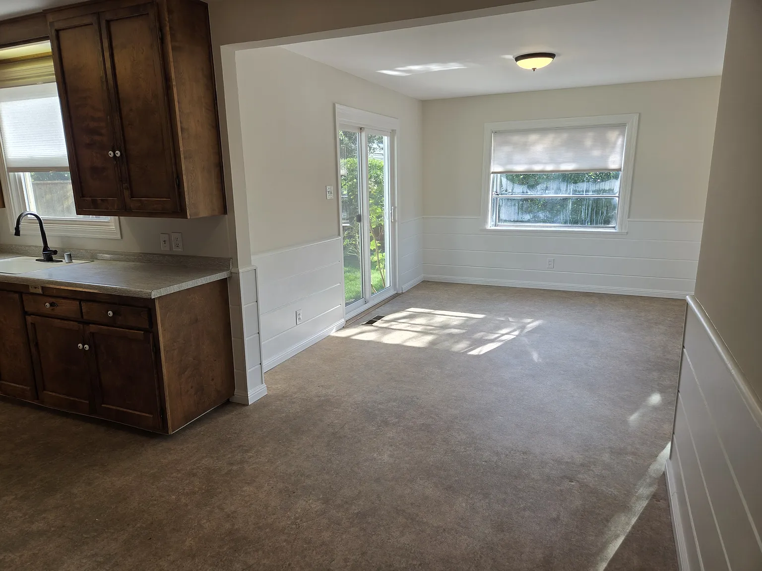 3 bed, 1325 sqft, $3,800 — Photo 2