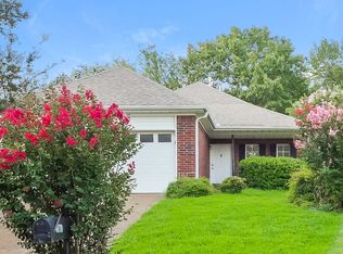 8170 Timber Knoll Ln, Cordova, TN 38018
