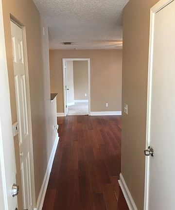 2nd image of 2516 Grassy Point Dr Unit 100
