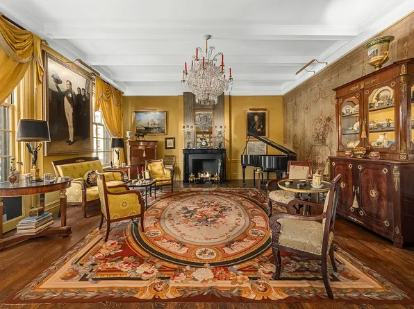 563 Park Ave APT 7E, New York, NY 10065