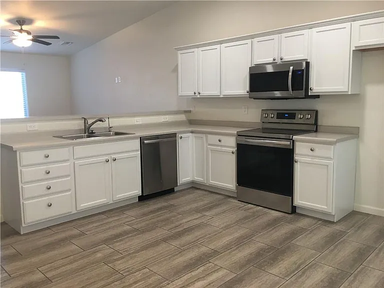 5085 Jacaranda Pl — Photo 5