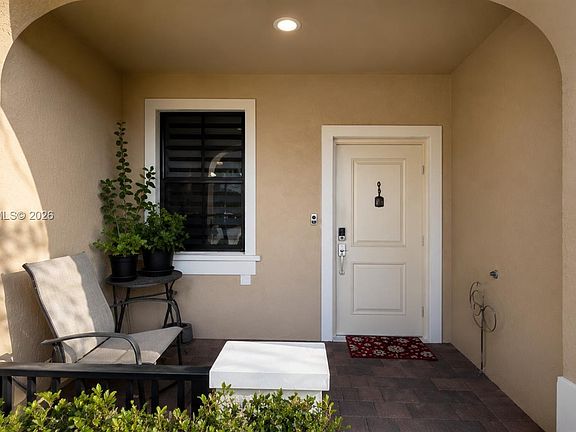 2nd image of 5404 SW 14th Ct #5404