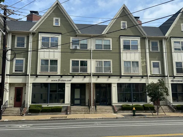 231 Douglas Ave #10, Providence, RI 02908