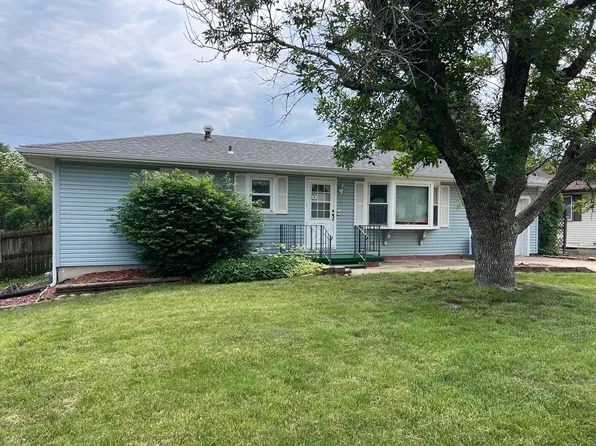 764 W Yerby St, Marshall, MO 65340