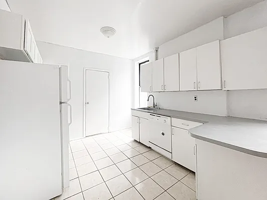 Rented by Blackwater Associates Inc. | media 16