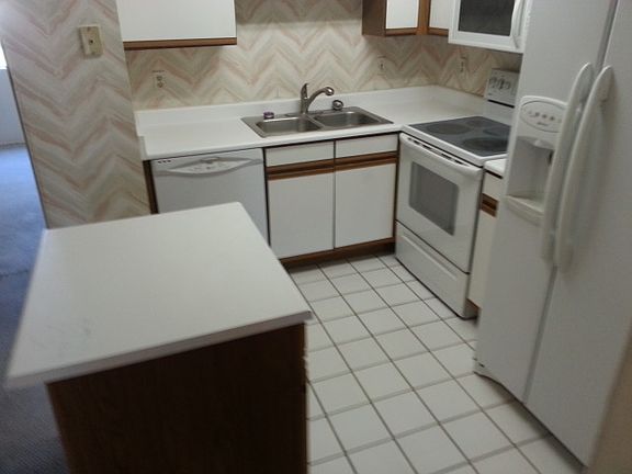 4th image of 19820 N 13th Ave Unit 287
