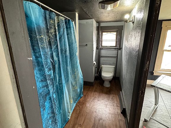 5th image of 523 Central Ave #0