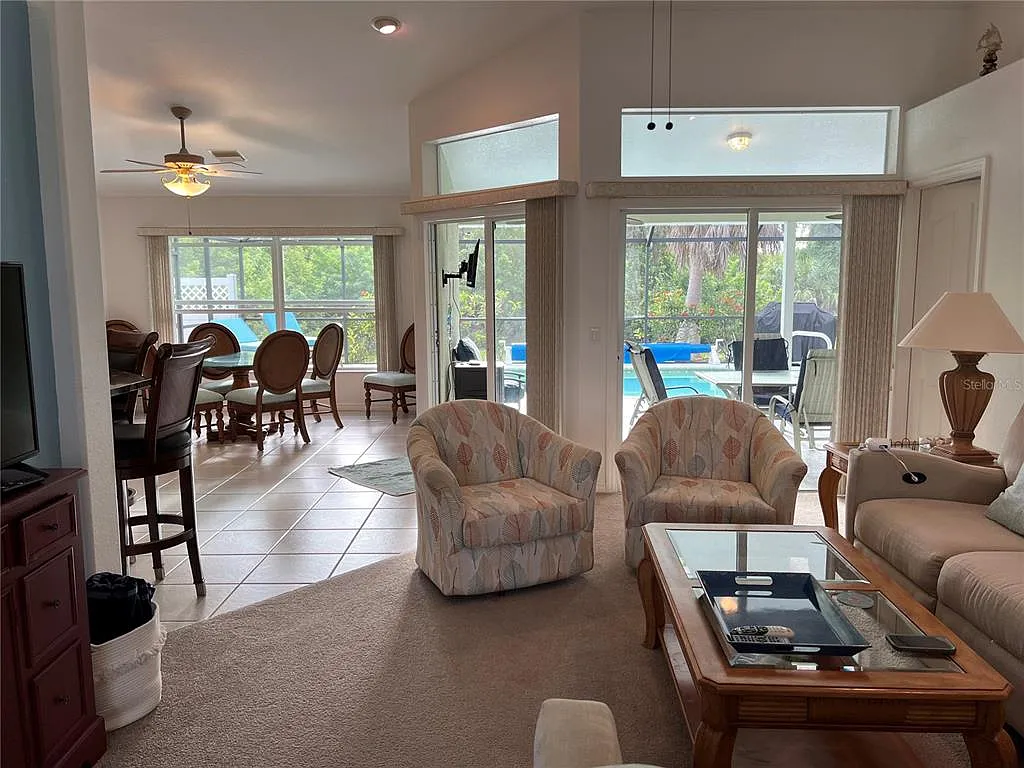 3 bed, 2.5 bath, 1815 sqft, $4,500 — Photo 3