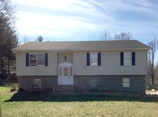 100 Farmbrook Cir, Frankfort, KY 40601