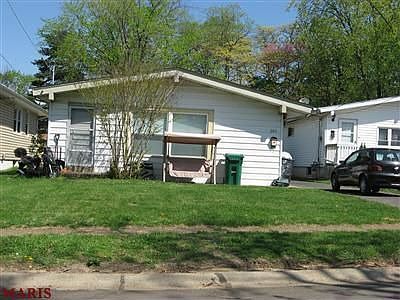 1st image of 205 Deane Ct