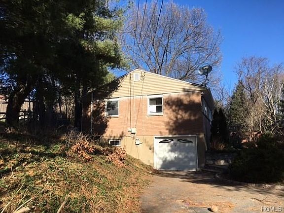 2nd image of 28 Morris Dr