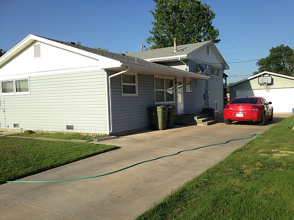 4th image of 604 E Leslie Ave