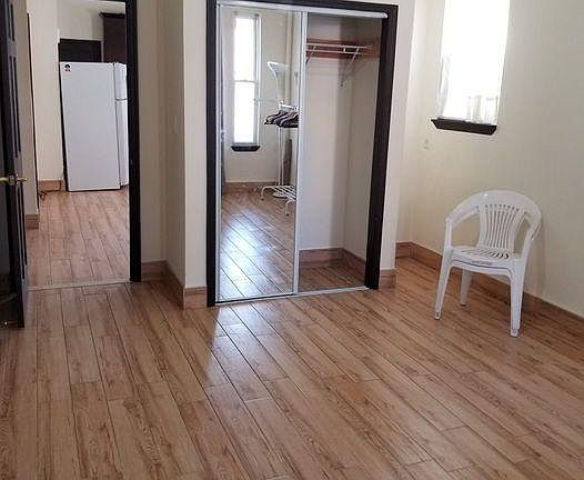 First Large bed room with closet