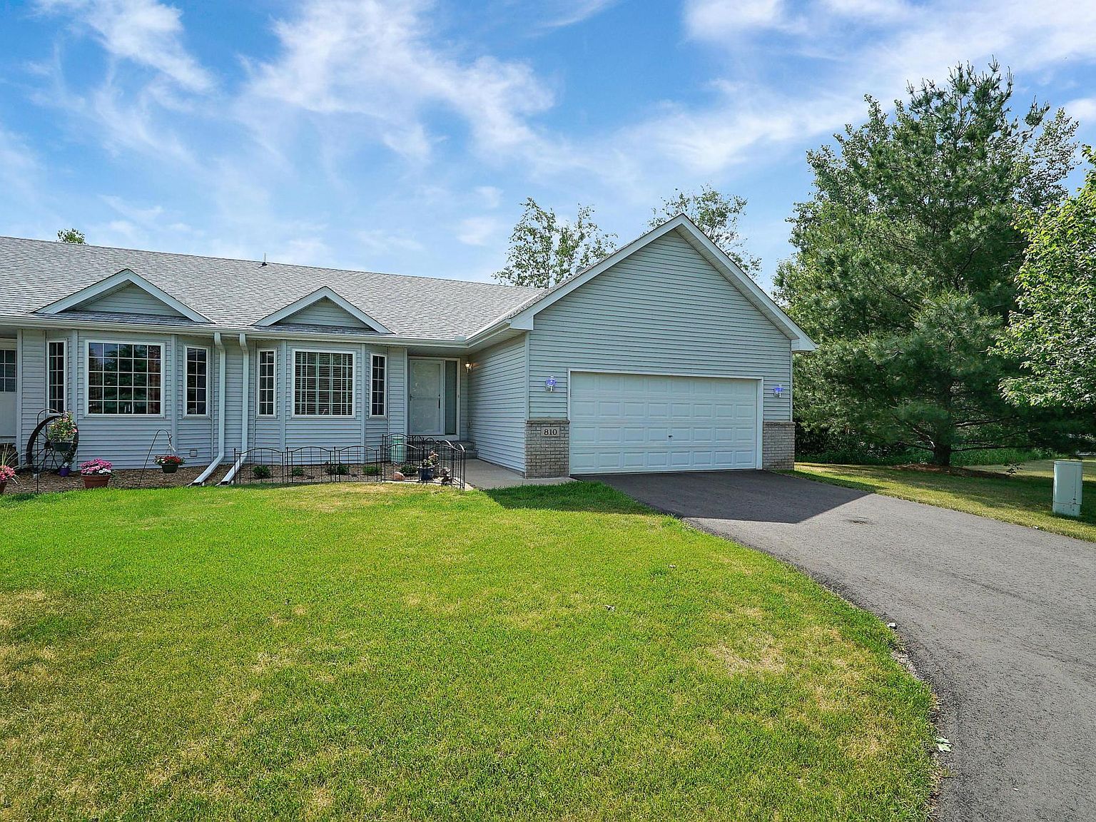 810 Shady Ridge Ln, Braham, MN 55006 Zillow