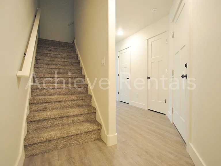 786 E Ruby Dr — Photo 7