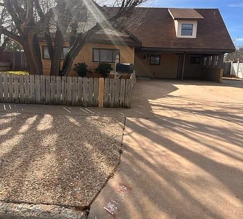 1406 E Tate St, Brownfield, TX 79316 | MLS #202401434 | Zillow