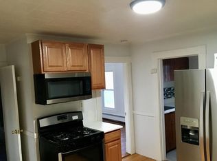 26 A St #2, Lowell, MA 01851