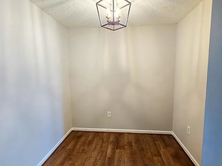 1300 Hillbrow Ln #203 — Photo 6