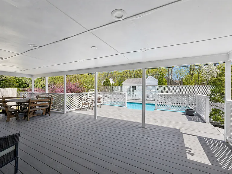 50 Hazelwood Ave — Photo 11
