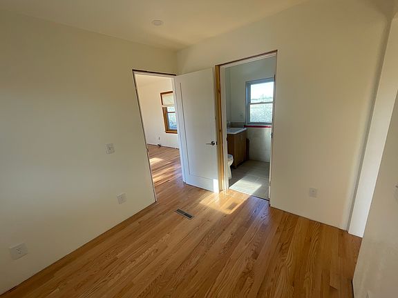 5th image of 167 W County Road 66e
