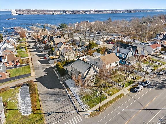 4th image of 480 Montauk Ave