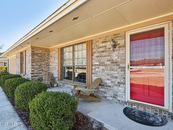 2nd image of 822 ASHWOOD Court