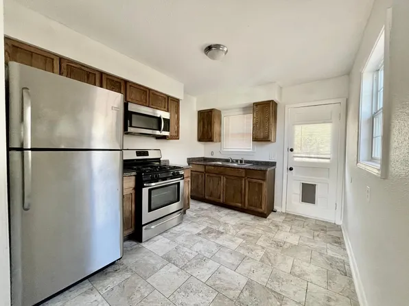 1911 Hamilton Ave, Austin, TX 78702