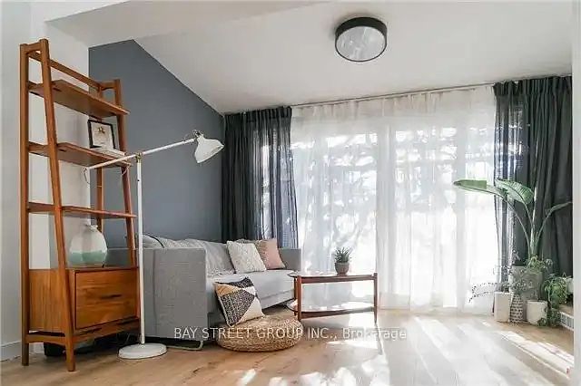 1st image of 194 Major St #1A