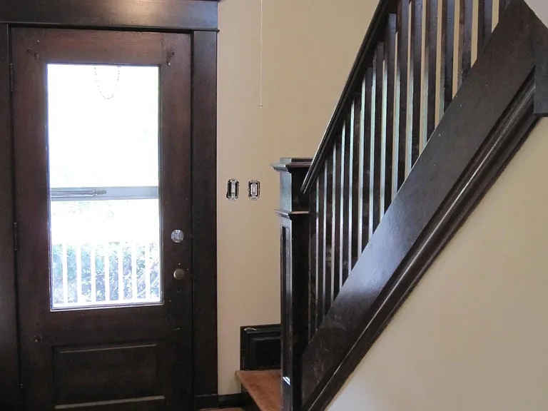821 Hovey St SW — Photo 9