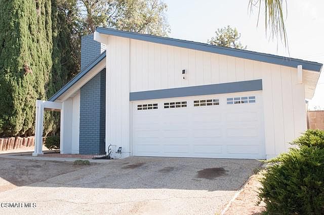 1st image of 1029 N Currier Ave