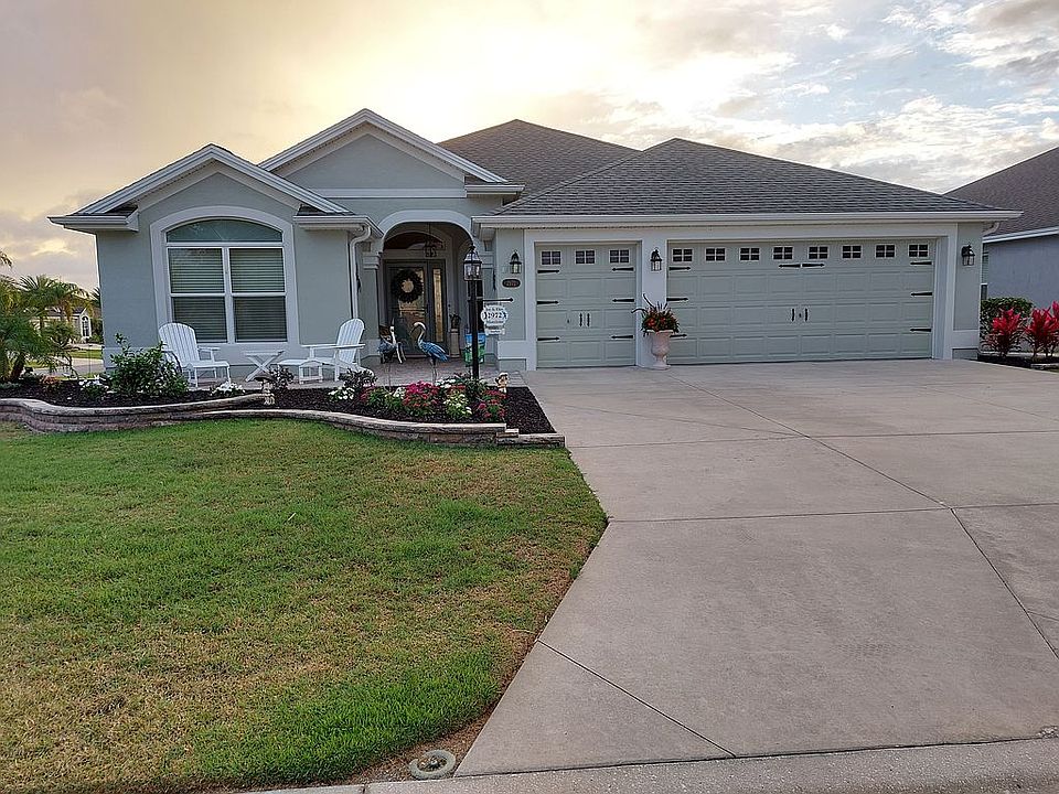 1st image of 2972 Regency Ave