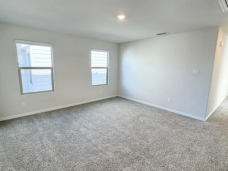 2653 Acadia Dr — Photo 29
