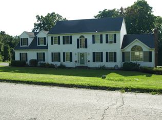 24 Pleasant View Rd, New Milford, CT 06776