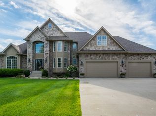 3703 133rd St, Urbandale, IA 50323