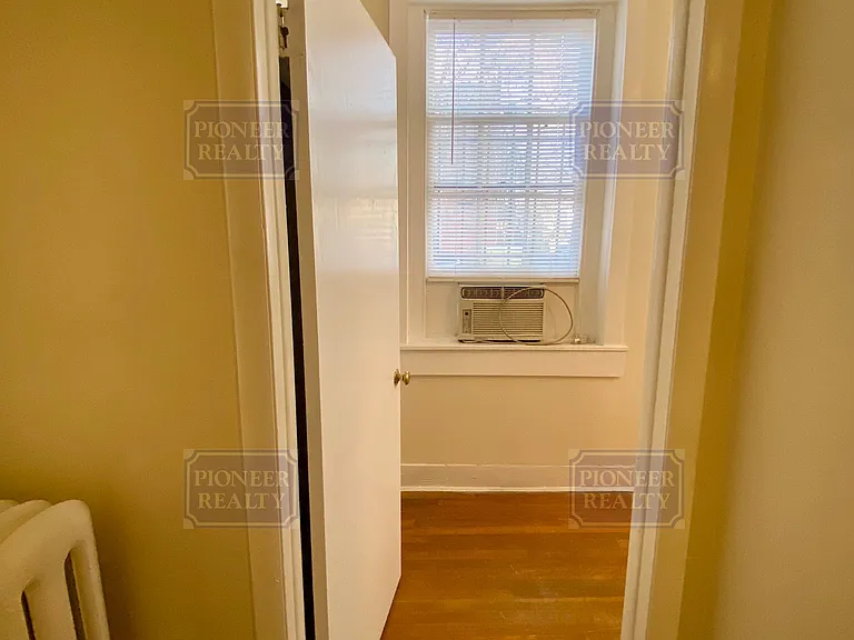 3110 Kensington Ave #4 — Photo 23