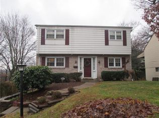 12 Greenwood Rd, Pittsburgh, PA 15221