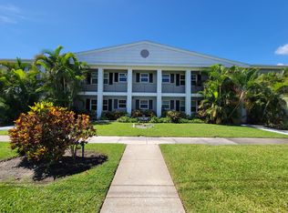 300 35th Ave N #F3, Saint Petersburg, FL 33704