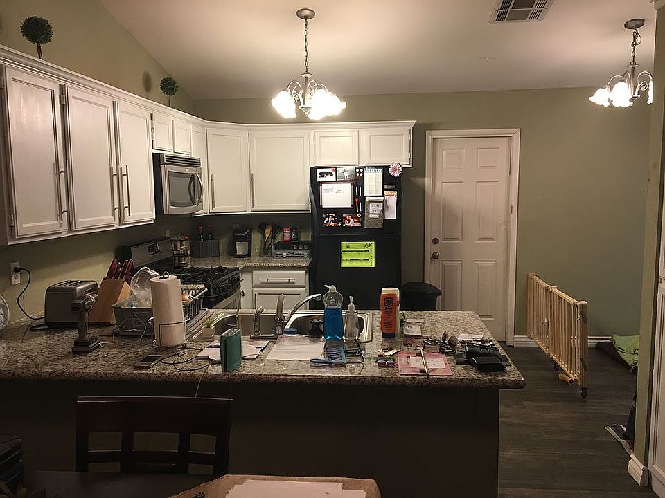 1st image of 8125 Spur Ct