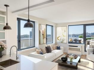 409 Eastern Pkwy #900, Brooklyn, NY 11216