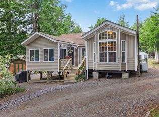 257 Lakeside Dr, Fitzwilliam, NH 03447