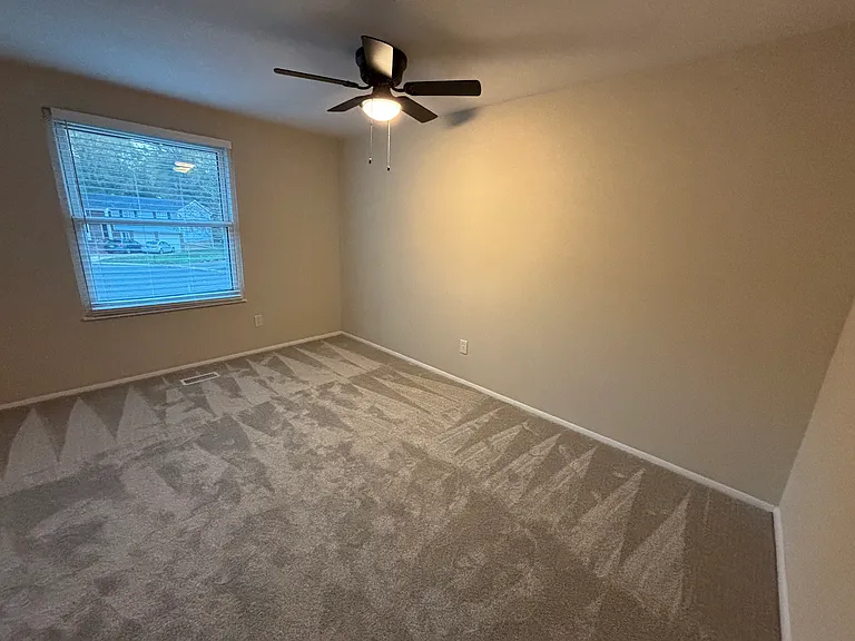 1603 Van Dyke Dr — Photo 14
