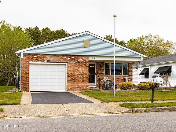 2nd image of 49 Selkirk Avenue
