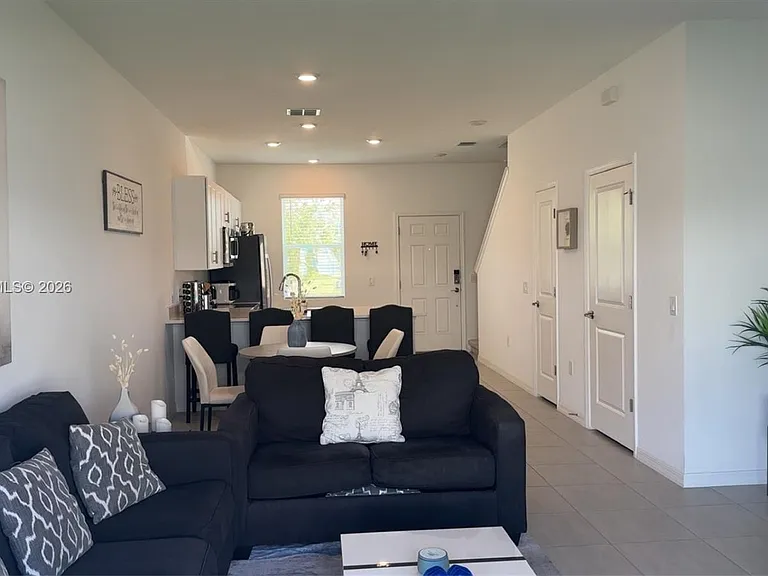 3381 Composition St — Photo 5