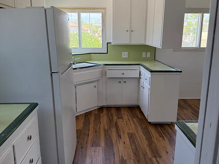 717 Walnut St #1 — Photo 3