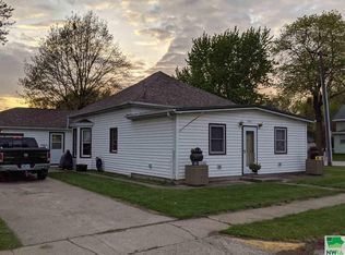 200 S Main St, Arthur, IA 51431