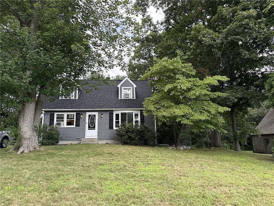 1st image of 15 Baneberry Dr