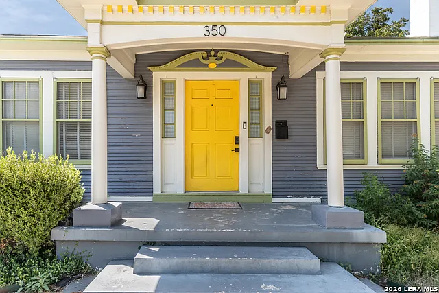 3 bed, 2.0 bath, 1798 sqft, $2,750 — Photo 2