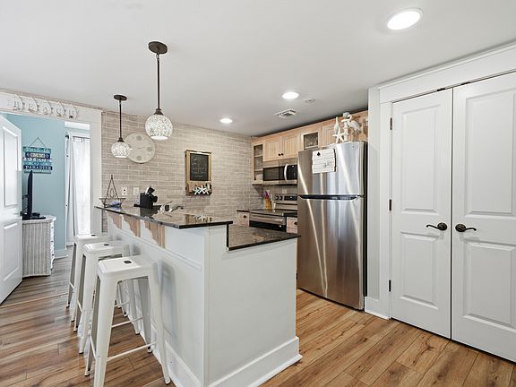 5th image of 9200 Baytowne Wharf Blvd Unit 248